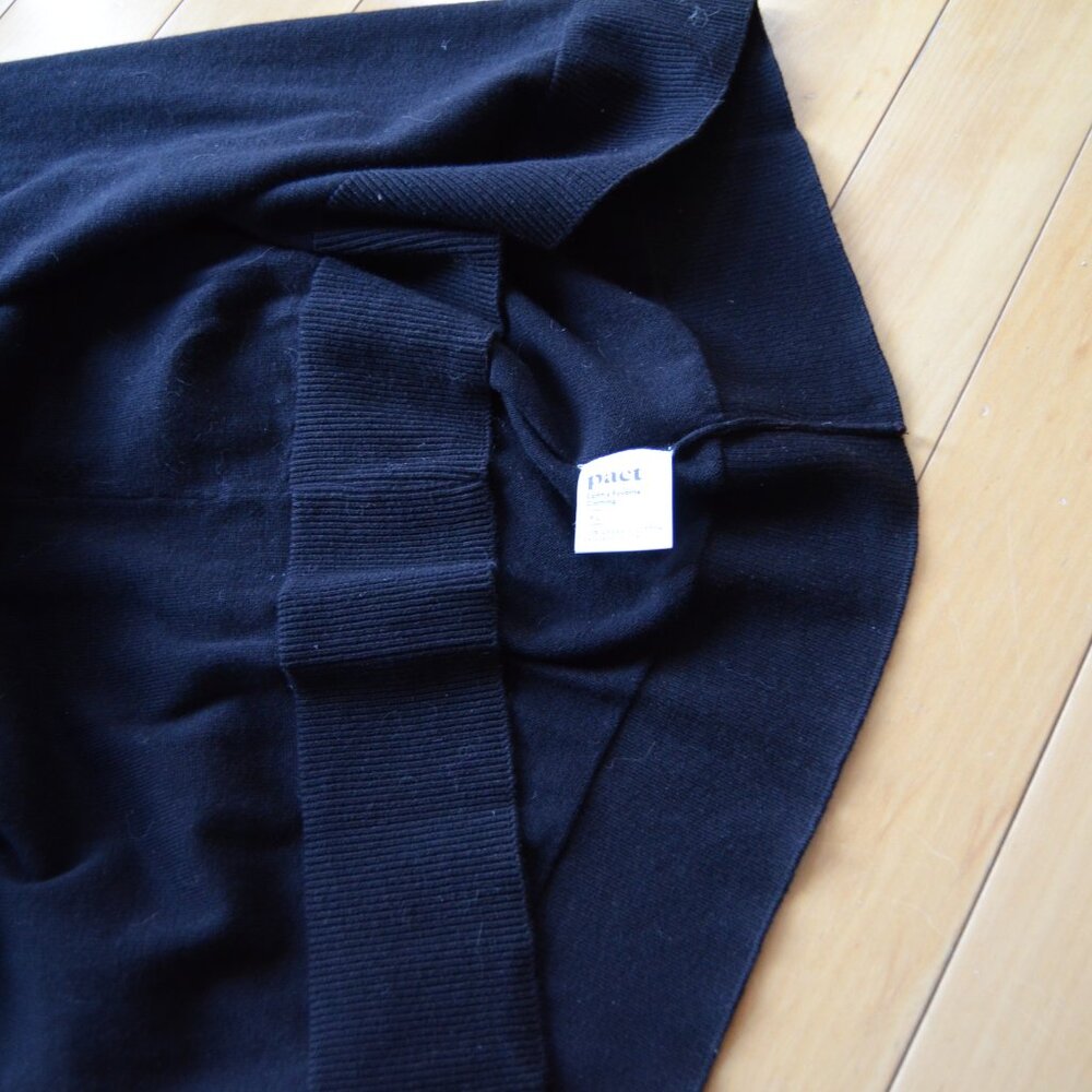 Pact Classic Fine Knit Collared Sweater Dress Black Size XL NWT - Picture 5 of 9